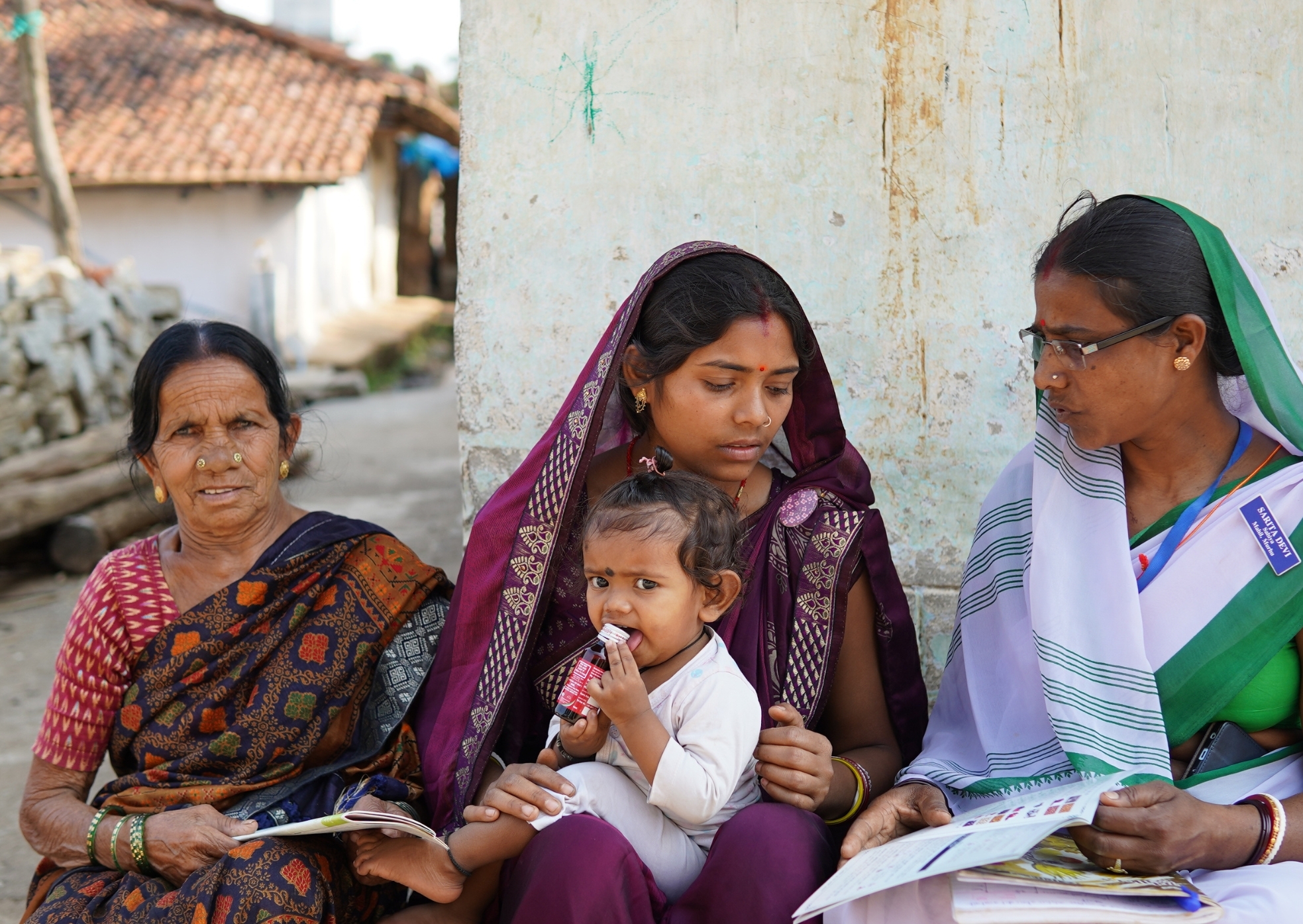 In Jharkhand and across Evidence Action's partner states, women like Sarita are the reason this work reaches children
